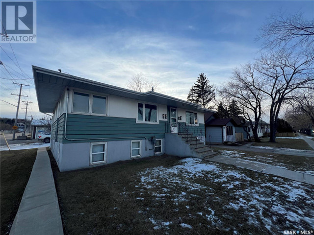 405 15th STREET W Prince Albert, Saskatchewan in Houses for Sale in Prince Albert