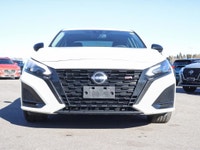 Sunroof, Aluminum Wheels, Navigation, Climate Control, Heated Seats! SR PREMIUM PACKAGE 12.3 HD colo... (image 1)