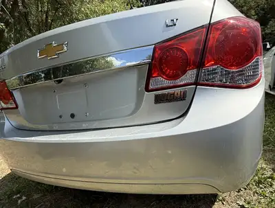 Chevy Cruze 2015 for parts located at Keele and teston please contact me at 16476407817