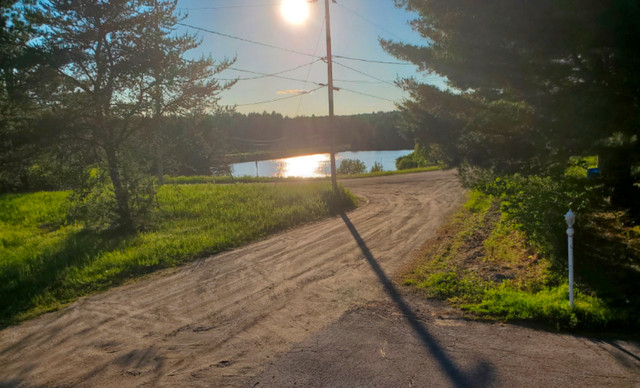 maison à Rawdon vue sur un petit lac dans Maisons à vendre  à Lanaudière - Image 2