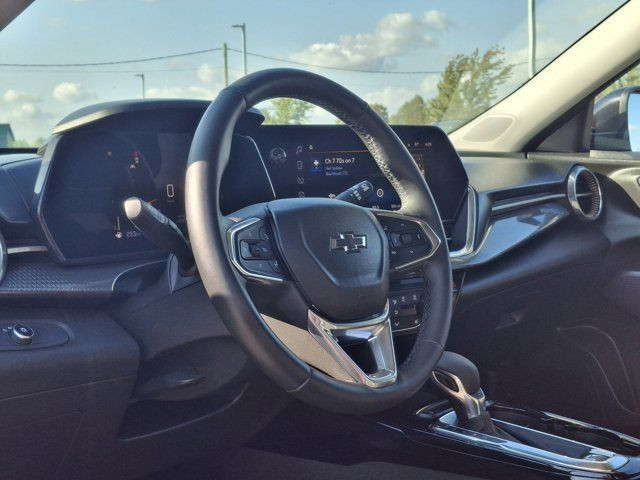 2024 Chevrolet Trax ACTIV | Leather | Sunroof | Adaptive Cruise in Cars & Trucks in Guelph - Image 2