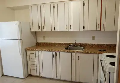 Spacious 1-Bed in Centretown / Golden Triangle Walk, Bike, Commute with Ease! Discover urban conveni...