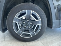 ===== Key Features ===== * Only 2,685 km * No Reported Accidents * 4WD (Four-Wheel Drive) * Hybrid P... (image 7)