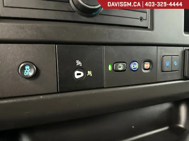 2025 GMC Savana Passenger LT RWD 3500 155&amp;quot; LT in Cars & Trucks in Lethbridge - Image 18