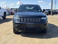 AMVIC Licensed Dealer * Heated Front Seats * Heated Steering Wheel * Power Sunroof * Cruise * Remote... (image 2)