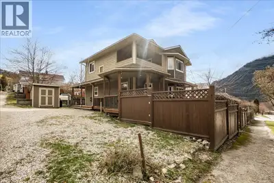 Welcome to this fantastic family home in the heart of Lower Fairview! Offering 3 bedrooms plus a ful...