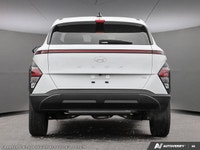 This Hyundai Kona has a trusty Regular Unleaded I-4 2.0 L/122 engine powering this Variable transmis... (image 4)