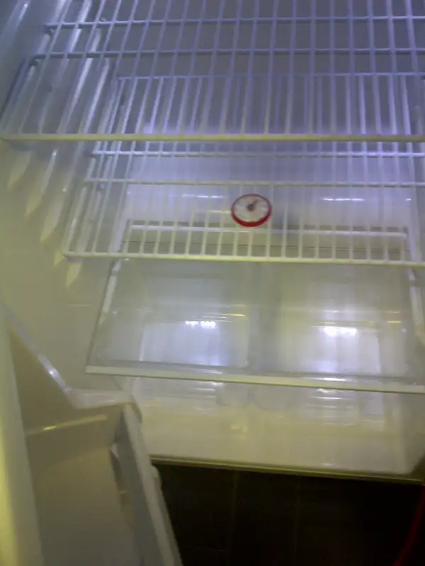 Fridge and Freezer. Apt size. White/Stainless. in Refrigerators in City of Toronto - Image 4