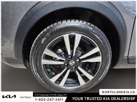 2019 Nissan Kicks S Ready for anything, from the streets of Calgary to the highways of Alberta, this... (image 6)