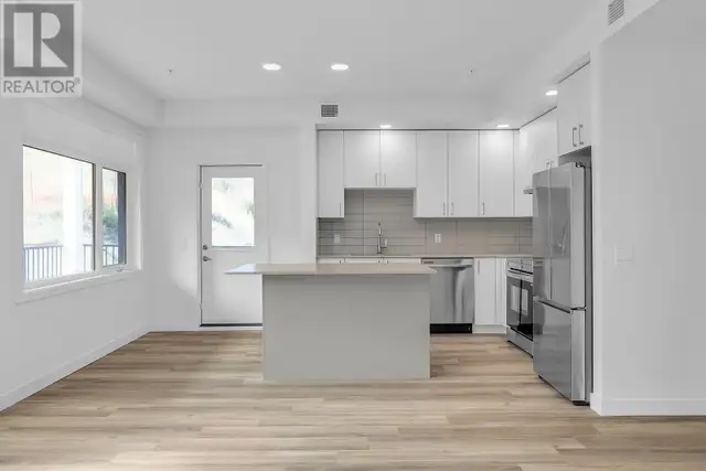 1111 Frost Road Unit# 316 Kelowna, British Columbia in Condos for Sale in Penticton - Image 3
