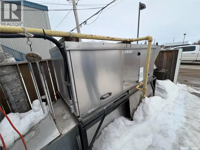 414 Main STREET Foam Lake, Saskatchewan in Commercial & Office Space for Sale in Saskatoon - Image 28