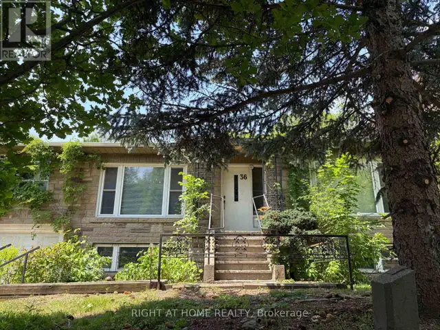 36 Forest Wood Toronto (Bedford Park-Nortown), Ontario, photo 2 of 4