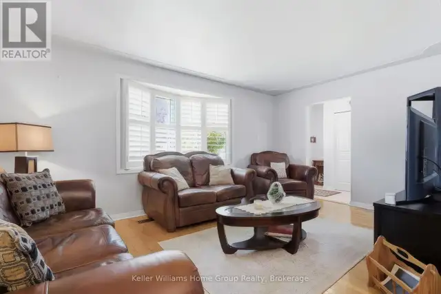 267 BAKERSFIELD DRIVE Cambridge, Ontario in Houses for Sale in Cambridge - Image 10