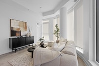 Located between the corners of Albert and Lyon and Albert and Bay, Relevé is just a block away from... (image 5)