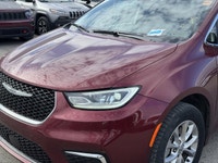 Check out this 2023 Chrysler Pacifica Touring L. Its Automatic transmission and Regular Unleaded V-6... (image 8)