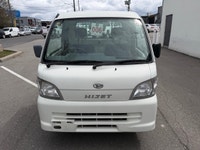 All vehicles come with a full vehicle History Report, ask to see it! 2009 daihatsu hiket 4x4 with a/... (image 7)