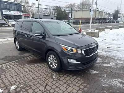 2019 KIA Sedona 2019 Kia Sedona | 7 Passager | Camera | $90 par semaine | Mags | Apple Car Play | Si...