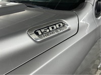 CONSECUTIVE COMSUMER CHOICE AWARD WINNERS! 5.7L HEMI, 6 PASSENGER, REVERSE CAMERA, BLUETOOTH HANDSFR... (image 4)