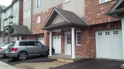 Bedroom with Ensuite bath for Rent Good Location and steps to UW and WLU. Approximately 1656 sqft, 5...