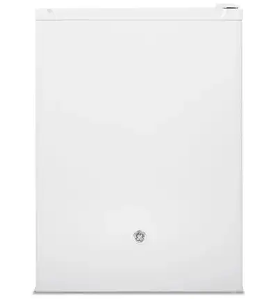 *BNIB!* GE 24" 5.6 Cu. Ft. Mini Fridge -White... LOT# 127, View more