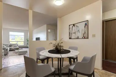 Discover your new home at South Park Apartments, where modern living meets urban convenience. Ideall...