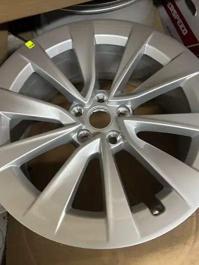 TESLA MODEL 3 SILVER 19" FACTORY OEM WHEEL (First Pic) $200 Per Rim $800 for the set Specs; 19x8.5 R...