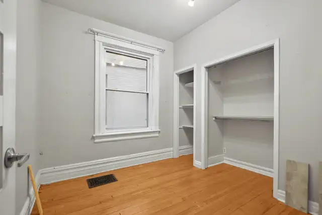 230 Percy Street - 2 Bedroom Lower Unit - Move-In Ready! - 2 Bed in Long Term Rentals in Ottawa - Image 8