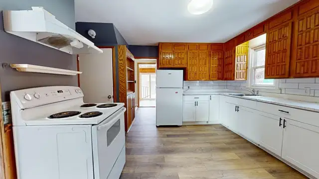 2.5 Bed / 1 Bath Home in Sault Ste. Marie, ON – $2,199/month + U in Long Term Rentals in Sault Ste. Marie - Image 14