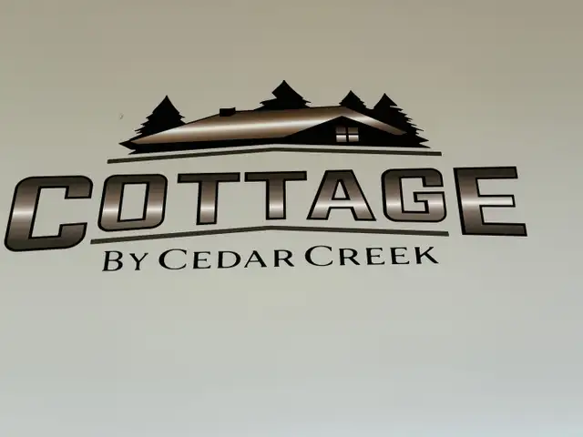 2022 Forest River Cedar Creek Cottage 40CDL in Travel Trailers & Campers in St. Albert - Image 4