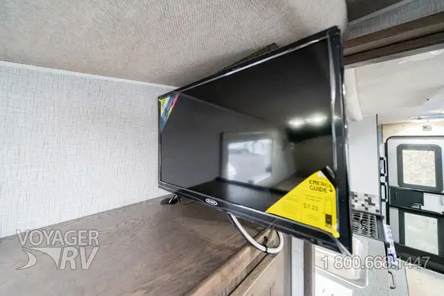2027 Northern Lite 8.11 EX Dry Bath Limited Edition in Travel Trailers & Campers in Kelowna - Image 22