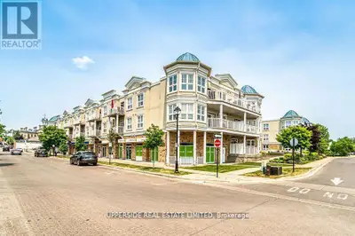 Located On The Shores Of Lake Ontario, This Luxury Waterfront Penthouse Is The Ultimate In Maintenan...