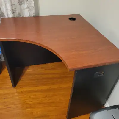 Corner computer desk 36x36 x 29 inches height. $60, View more