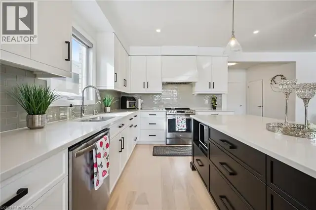 164 TIMBER TRAIL Road Elmira, Ontario in Houses for Sale in Kitchener / Waterloo - Image 14
