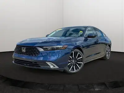 This Honda Accord Hybrid has a powerful Gas/Electric I-4 2.0 L/122 engine powering this Variable tra...