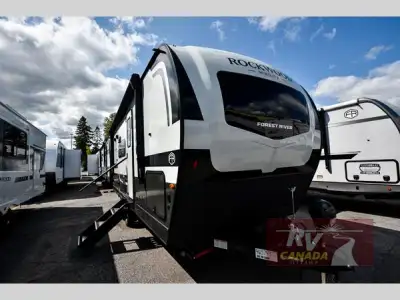 Please Call Us At 613.851.7326 with any questions? Forest River Rockwood Mini Lite travel trailer 22...