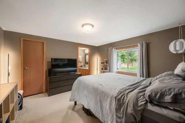 Developers Dream | 2.16 Acres Langley Income Property in Other in Delta/Surrey/Langley - Image 11