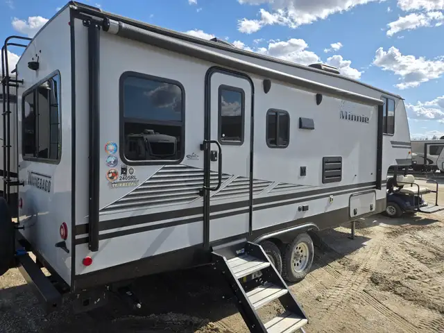 2020 Winnebago MICRO MINNIE 2405 RL in Travel Trailers & Campers in St. Albert - Image 6