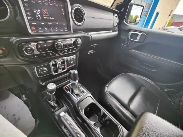 2020 Jeep Wrangler Unlimited Sahara 4x4 Sahara | 4WD | Leather in Cars & Trucks in Edmonton - Image 21