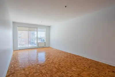 2 bedrooms Apartment for rent in Pointe-Claire Ideally located in Montreal Available now, this 2 bed...