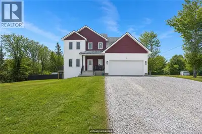 Stunning new build in sought-after New Maryland! This energy-efficient, low-consumption home is buil...