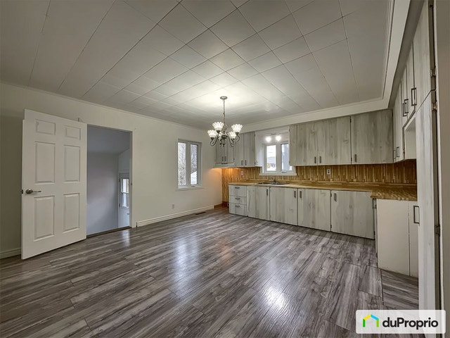 57e Avenue — photo 3