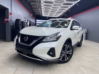 The 2021 Nissan Murano AWD SL in an elegant White finish offers exceptional balance and control with... (image 1)
