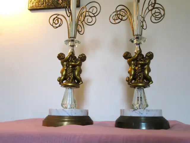 Hollywood Regency Style Cherub Table Lamps, Vintage in Indoor Lighting & Fans in City of Montréal - Image 5