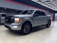 Experience the renowned 2022 Ford F-150 XLT 4x4 SuperCrew in a striking Silver finish, built for bot... (image 2)