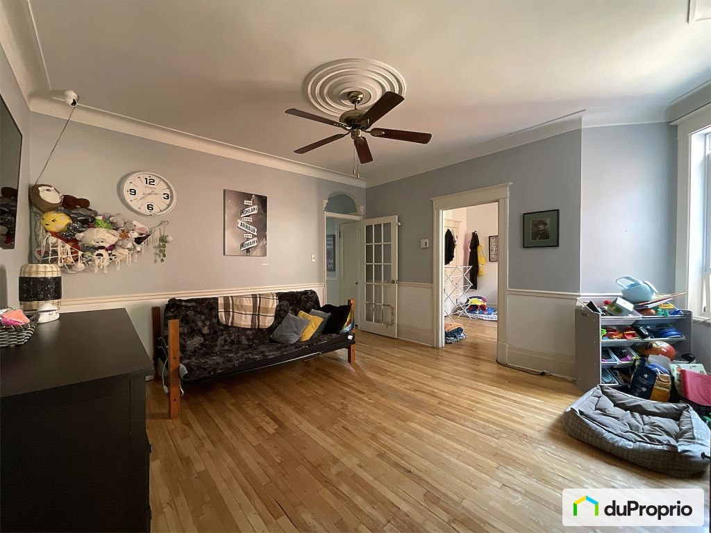 $1,149,000 - Triplex for sale in Ahuntsic / Cartierville — photo 3