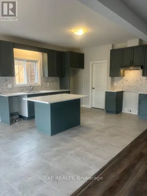 1031 ALLISTON AVENUE Fort Erie (Crescent Park), Ontario in Long Term Rentals in St. Catharines - Image 17
