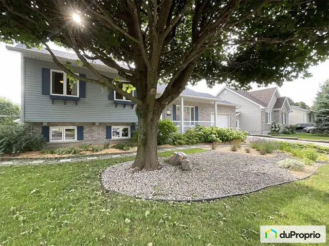 $549,900 - Split Level in Trois-Rivières (Trois-Rivières) in Houses for Sale in Trois-Rivières - Image 3