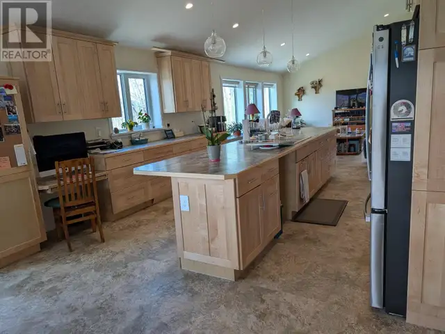 1598 FIRST STREET Telkwa, British Columbia in Houses for Sale in Smithers - Image 8