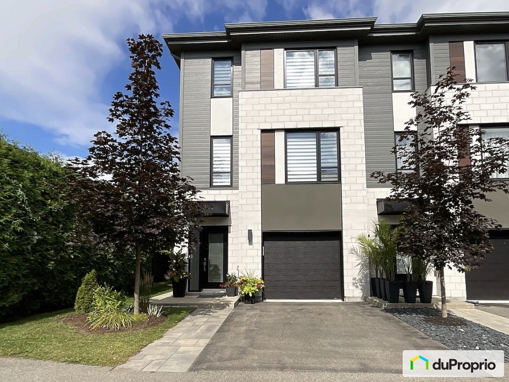 $650,000 - Townhouse for sale in Mirabel (Domaine-Vert Nord) — photo 1