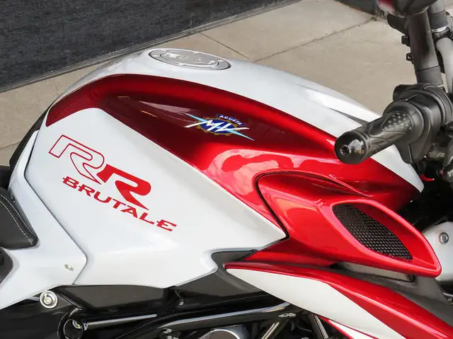 2023 MV Agusta Brutale RR in Sport Bikes in Cambridge - Image 16